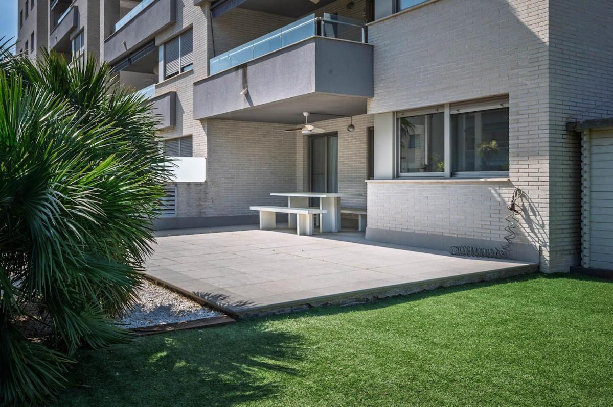 Apartament At187 Ground Floor, Garden And Pool Near The *